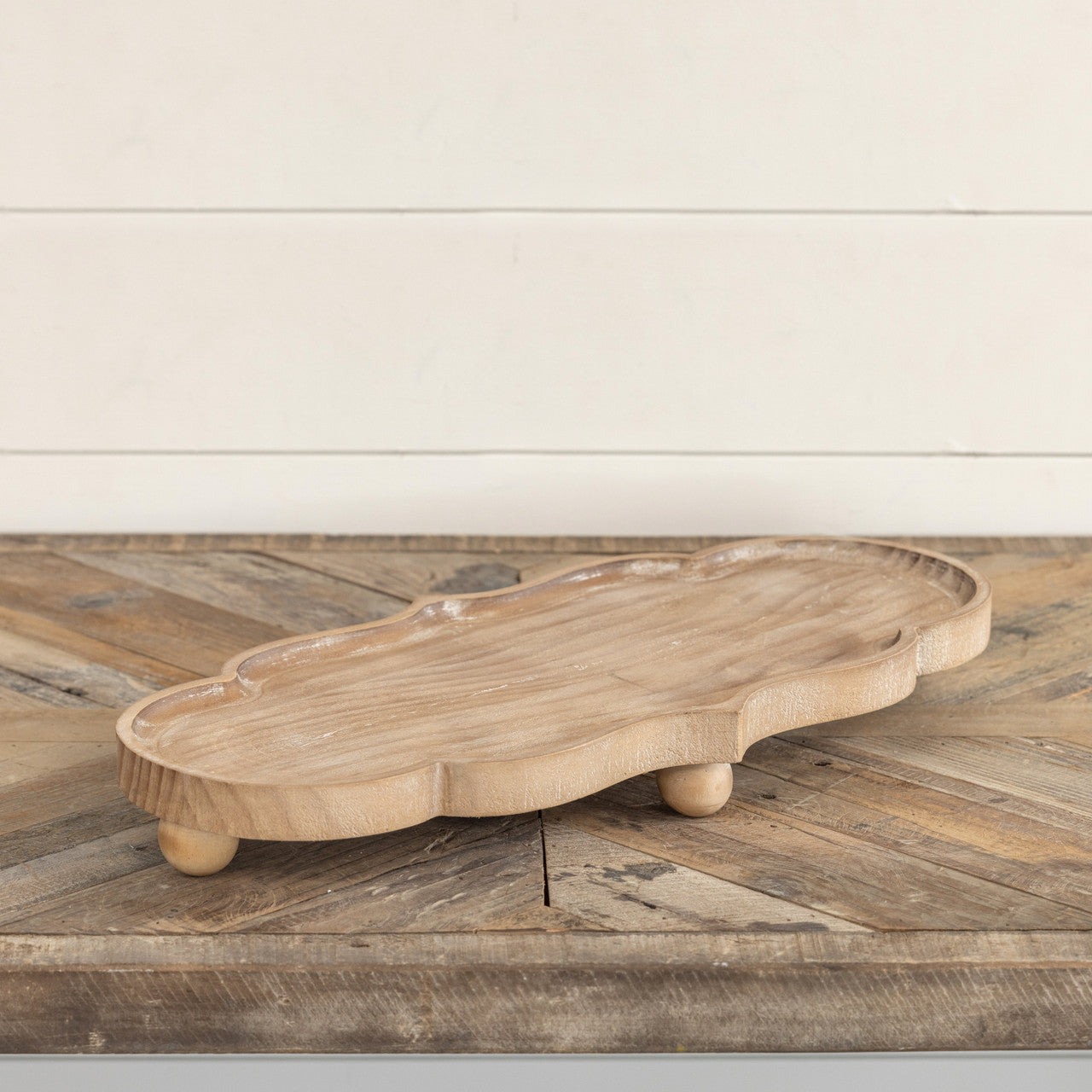 Tray, wood scalloped