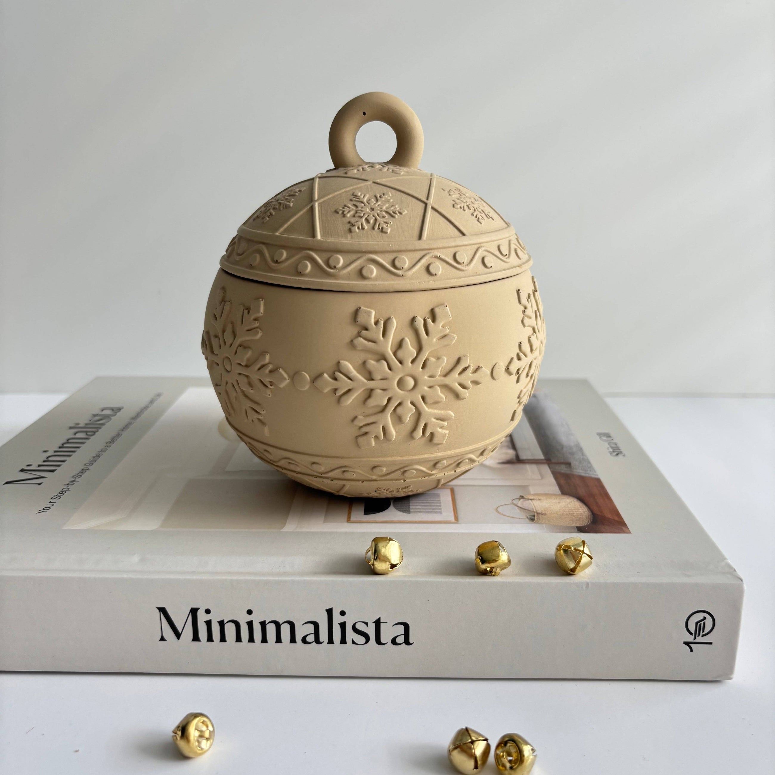 Snowflake Bauble Candle | Coconut-Soy Wax Christmas Decor