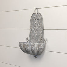 Planter, weathered wall gray